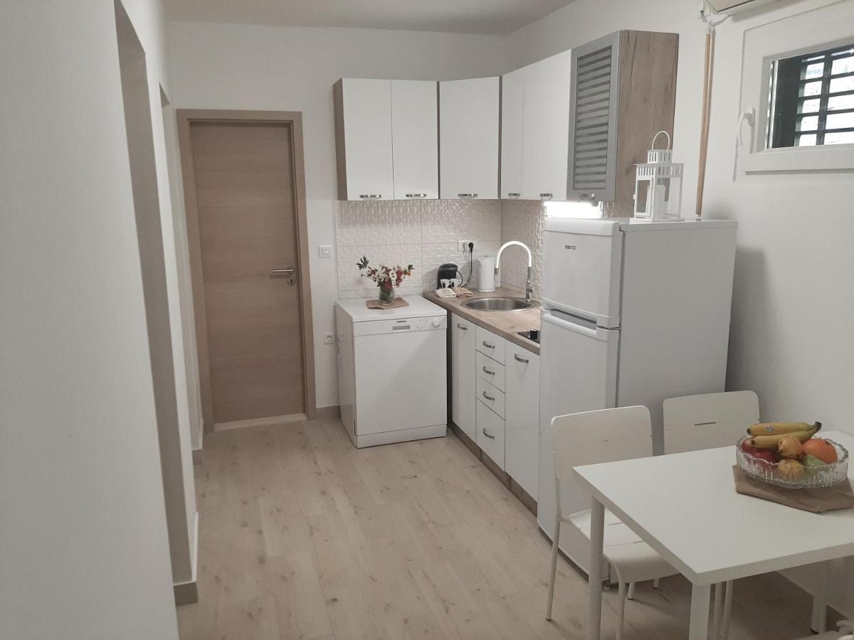 Apartman Maslina Писак Экстерьер фото