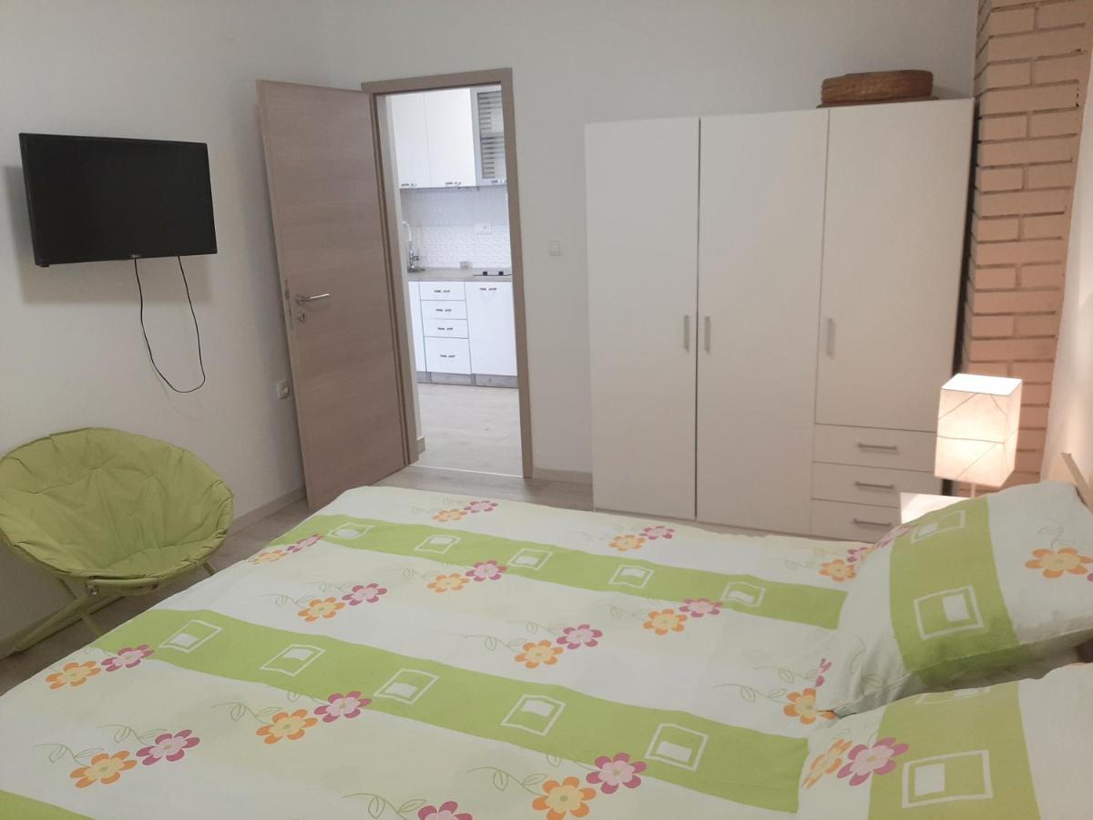 Apartman Maslina Писак Экстерьер фото