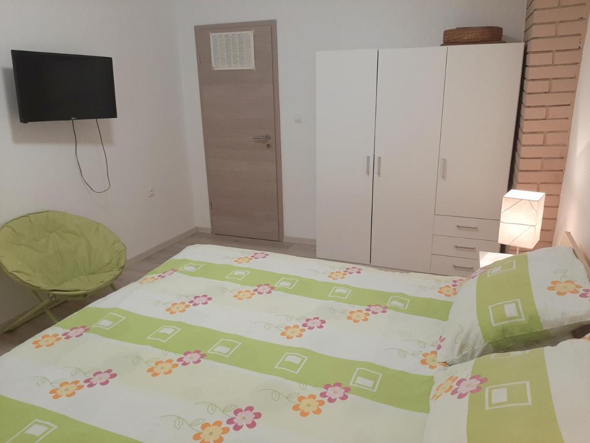 Apartman Maslina Писак Экстерьер фото